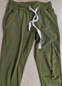 JOGGERS