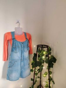 ✨COMBO✨Denim Dungaree With Statement Top