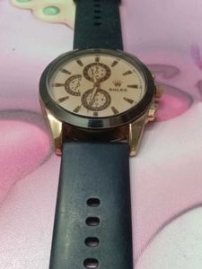 Elegant ROLEX Watch