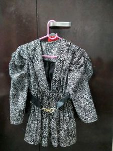 Chic Animal Print Top