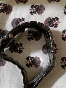 Elegant Rolex Watch (No Cell In It)