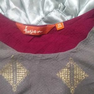 Layered Top By Fusion