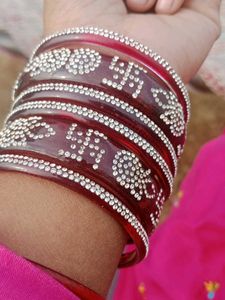 Sparkling Red Bangles - Set of 4