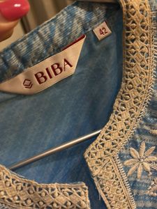 Elegant Blue Embroidered Kurta