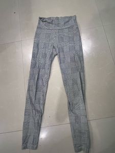 Gray Plaid High-Waisted Leggings
