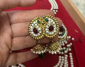 Elegant Jewellery Set