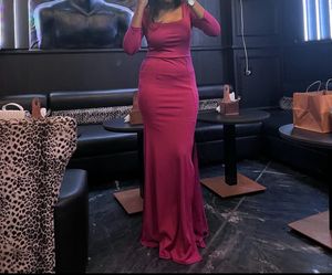 Elegant Fuchsia Pink Bodycon Gown