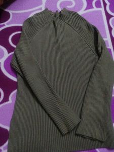 Ribbed Knit Long Sleeve Top