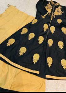 Ethnic Kurta With Skirt, Dupatta &amp; Chudidar Pajama