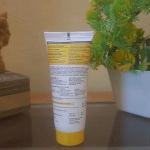 Sunscoop Oil Control Gel Sunscreen