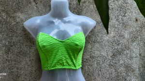 21.26.1 SEXY NEON CORSET