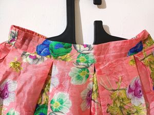💥🆕️ Floral Silk Knee Length Skirt