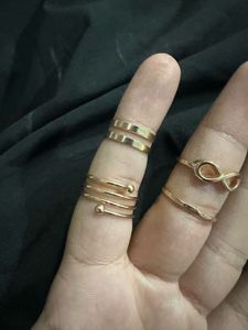 Golden Ring Set 4pcs