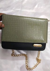 Sling Bag With Chain