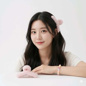 Hair Clip &amp; Bracelet Set