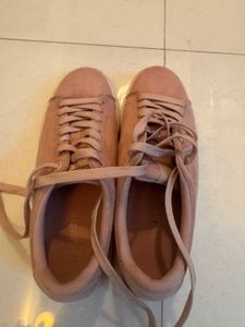Casual Pink Sneakers