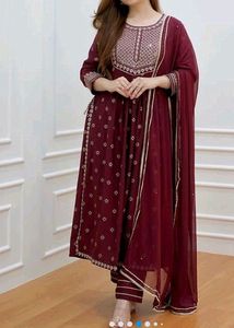 Nyra Cut Beautiful Suit For Women