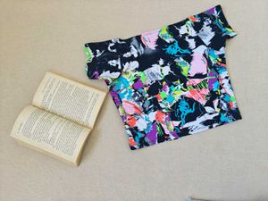 Abstract print crop top