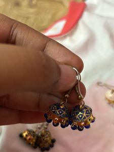 meenakari jhumka