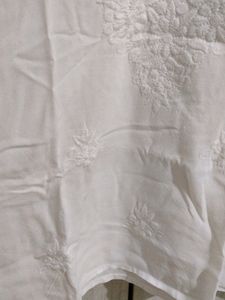 White Chikankari Short Kurti✨🤍