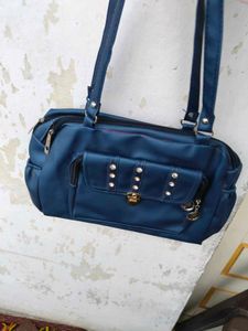 Awesome Navy blue 💙 Hand Bag