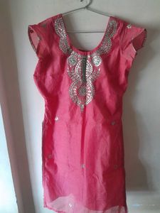 Gorgeous Pink Shiny Kurta❤️