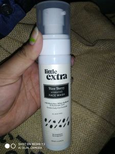 Little Extra Rice Berry Hydrating Face Wash