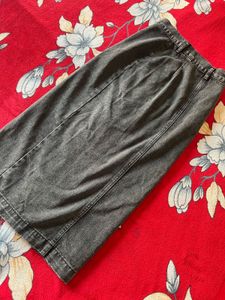 Black Button Denim long Skirt