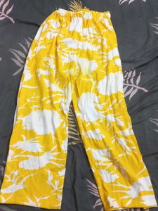 Yellow &amp; White Floral Print Pants