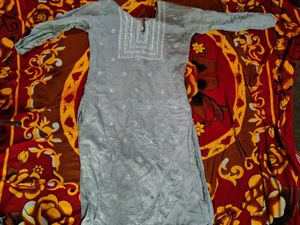 Embroidered Kurta Set ( M &L Size