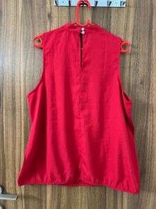 Red Dressberry Sleeveless Top