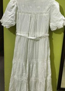 Chic White Embroidered Puff Sleeve Midi Dress