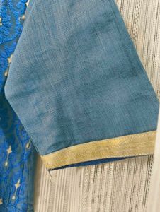 Elegant Blue Embroidered Kurta