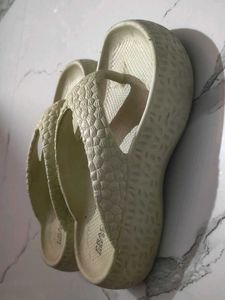 Cream Slides - Comfortable &amp; Stylish