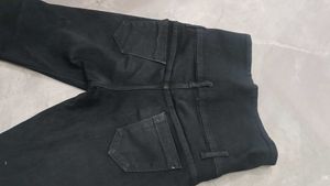 Black Skinny Jeans