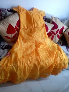 Beautiful Thread Embrioded Kurti With Linning