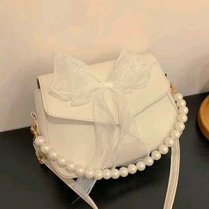 Elegant Bow & Pearl Handbag