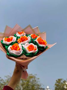 Tricolor Ribbon Rose Bouquet