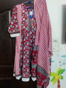 Floral &amp; Striped 3-Piece Salwar Kameez