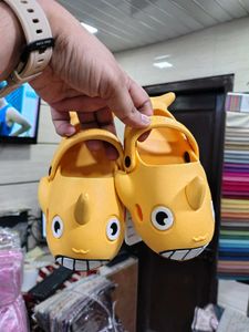 Magnet Baby Shark Crocs