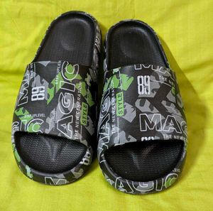 Printed Slider Size 8 🔥