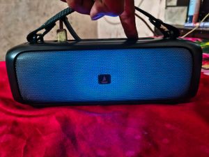 BOAT Bluetooth Speaker