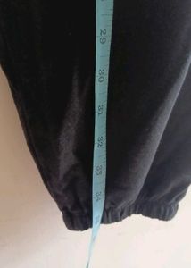 BLACK CARGO PANT