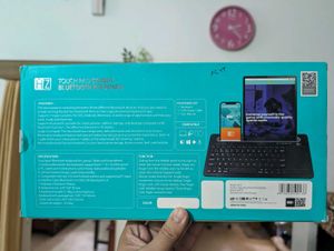 Rechargeable Wireless Keyboard for Tablet