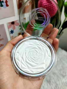 Elpis Gold Highlighter✨