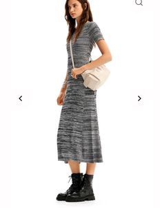 LONG RIBBED DRESS