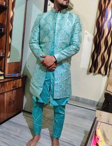 SHRUG WITH KURTA PAJAMA