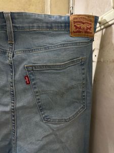 Levi&#39;s Blue Jeans unisex