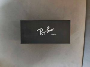 Ray-Ban Aviator Sunglasses