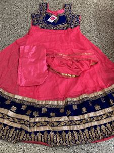 New Anarkali Kurta Set For Grabs